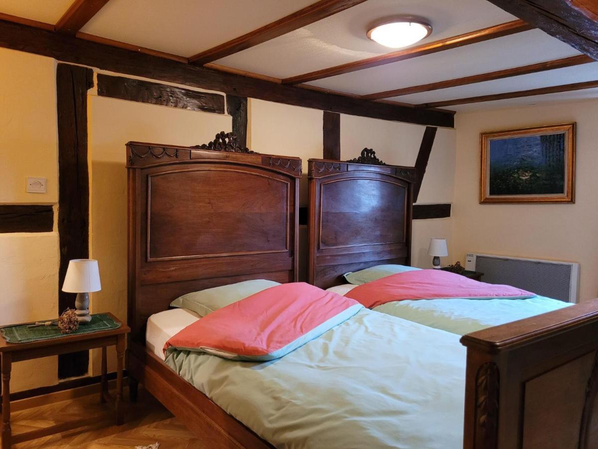 Cosy Holiday Home In Schleithal With Garden Eksteriør bilde