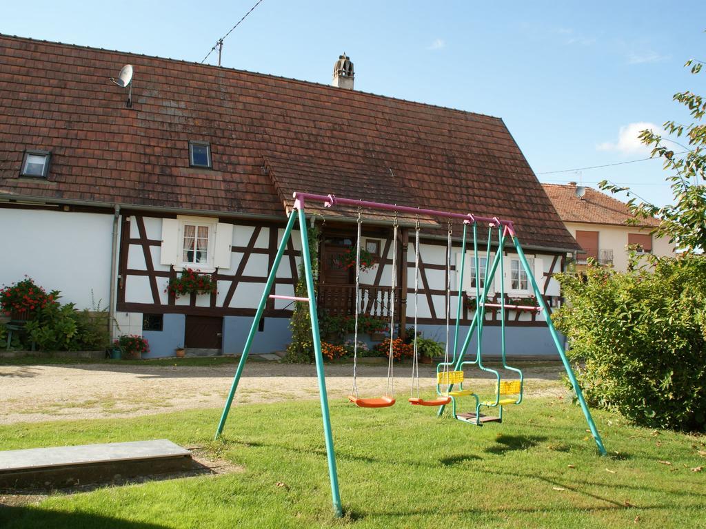 Cosy Holiday Home In Schleithal With Garden Eksteriør bilde